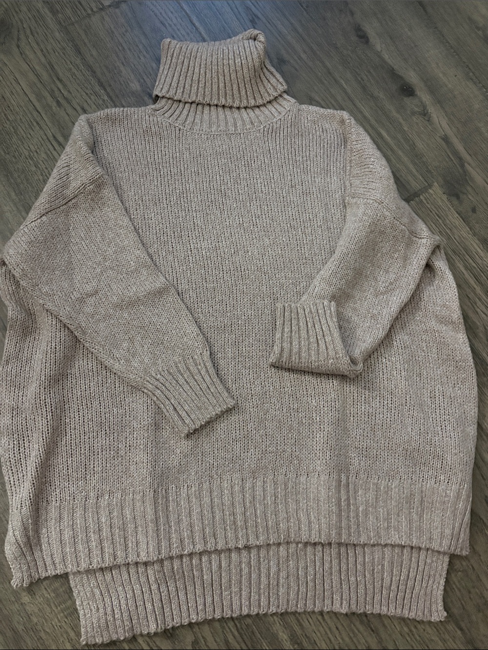 Cozy Oversized Turtleneck Sweater - Beige